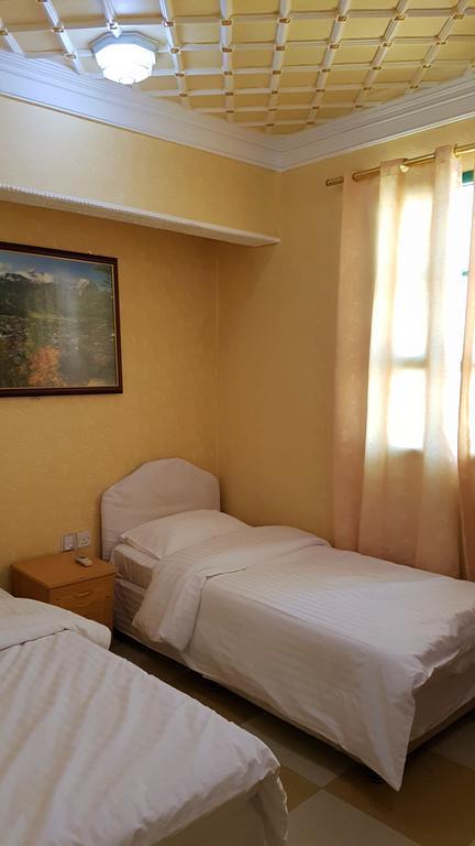 Al Majd Hotel ‘Ibrī 外观 照片