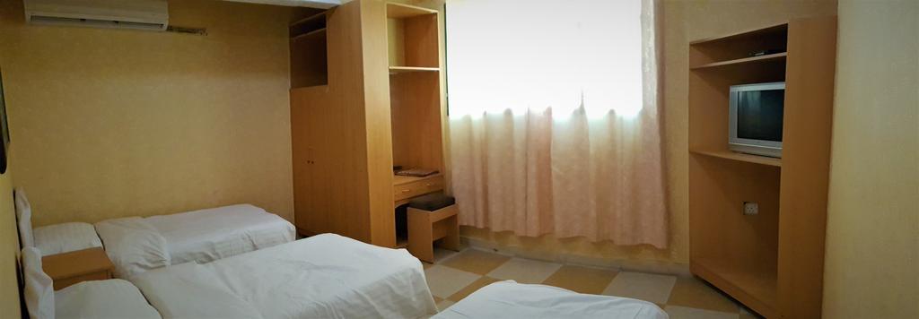 Al Majd Hotel ‘Ibrī 外观 照片